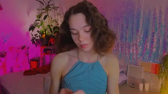 poli   online show from January 2025 09:05:01 PM