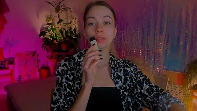 poli   online show from January 2025 09:02:01 PM