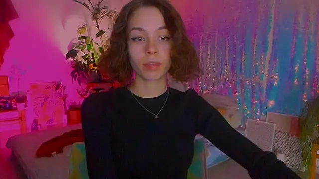 poli   online show from January 2025 09:15:01 PM