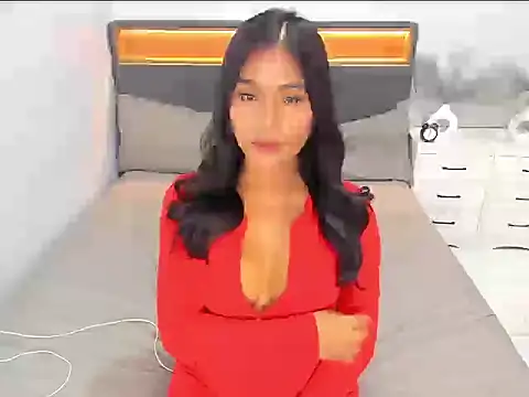 Snapshot of EllaCalifa chatting on February 2026 01:45:01 AM EllaCalifa online show from February 2026 01:45:01 AM