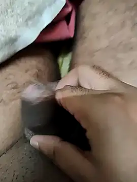 Snapshot of Cucumber_Boy chatting on December 2024 07:55:01 PM Cucumber Boy online show from December 2024 07:55:01 PM