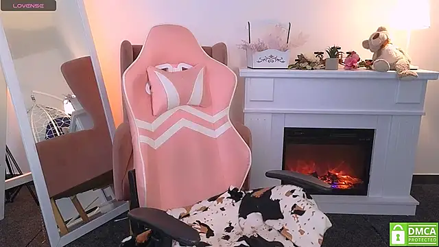 Grace and  Jacob online show from October 2025 08:23:02 AM