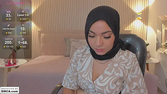 Snapshot of Sooffii_1 chatting on December 2024 05:04:01 AM Sooffii 1 online show from December 2024 05:04:01 AM