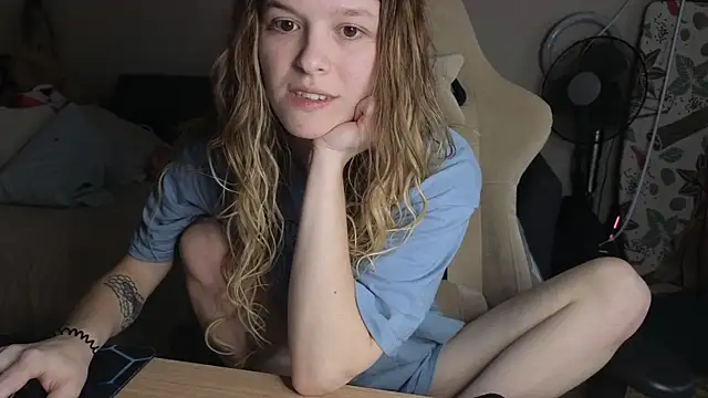 Nate   online show from November 2025 04:12:02 AM