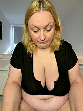 BBW Nora online show from November 2025 08:57:02 AM