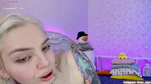 LillyMoure  online show from February 2025 04:34:01 AM