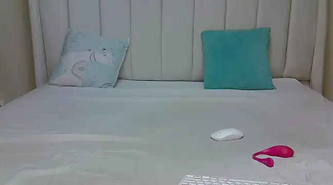 Snapshot of _heavenlysent chatting on March 2025 09:16:01 AM heavenlysent online show from March 2025 09:16:01 AM