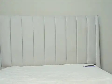 Snapshot of _heavenlysent chatting on September 2025 01:28:01 AM heavenlysent online show from September 2025 01:28:01 AM