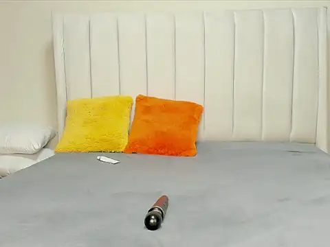 Snapshot of _heavenlysent chatting on September 2025 04:16:01 AM heavenlysent online show from September 2025 04:16:01 AM