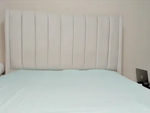 Snapshot of _heavenlysent chatting on October 2025 04:31:02 AM heavenlysent online show from October 2025 04:31:02 AM