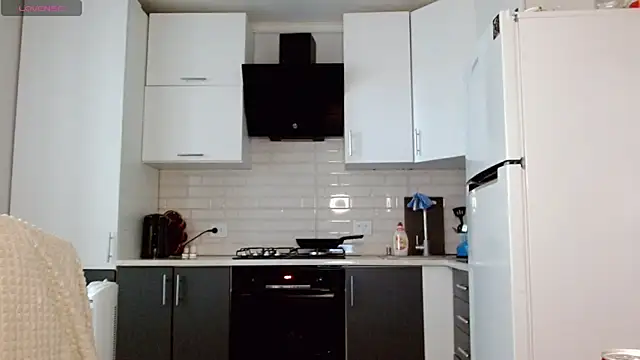 Snapshot of SayMeow_ chatting on June 2026 03:28:02 PM SayMeow online show from June 2026 03:28:02 PM