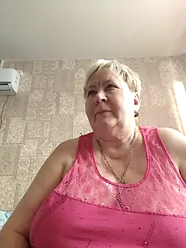 Snapshot of EffectFiona chatting on January 2025 10:19:01 AM EffectFiona online show from January 2025 10:19:01 AM