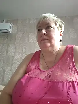 Snapshot of EffectFiona chatting on February 2025 04:26:02 AM EffectFiona online show from February 2025 04:26:02 AM