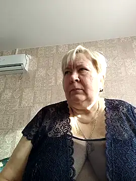 Snapshot of EffectFiona chatting on February 2025 10:49:01 AM EffectFiona online show from February 2025 10:49:01 AM