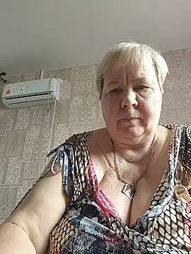 EffectFiona online show from March 2026 11:35:01 AM