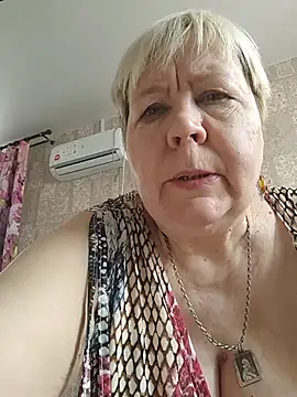 EffectFiona online show from March 2026 04:06:01 AM