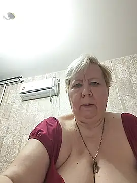 EffectFiona online show from April 2026 12:26:02 AM