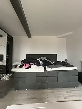 MaviePearl online show from March 2026 07:58:01 AM