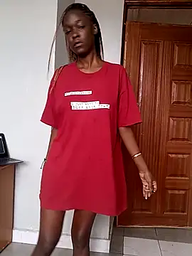 Prettybecs online show from October 2025 09:43:02 AM