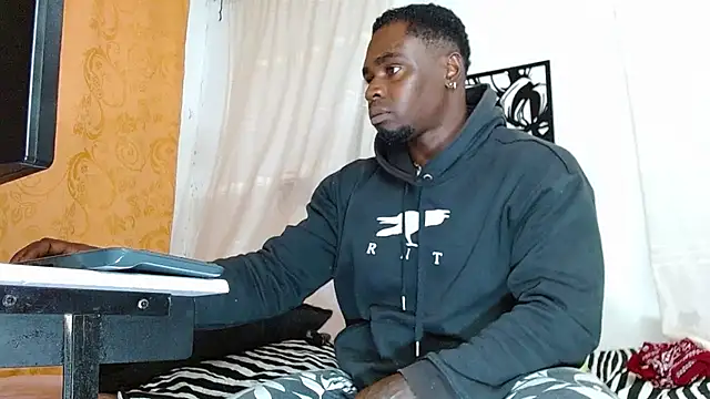 angel bonbom online show from February 2025 06:40:01 AM