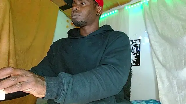 angel bonbom online show from November 2025 05:07:01 AM