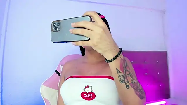 OSORIOMAFE online show from October 2025 07:54:02 AM