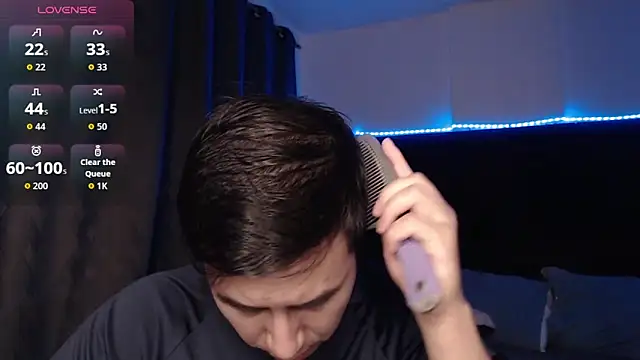 andrewmhilton  online show from March 2026 07:23:02 AM