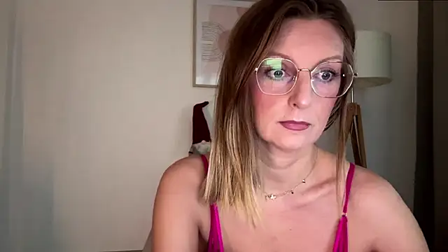 HornyJudith online show from December 2025 07:01:02 AM