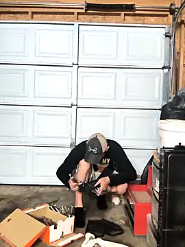 Midwestalpha online show from November 2025 06:52:01 AM