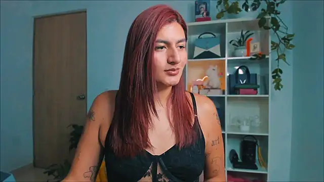 Snapshot of ari_artis chatting on November 2025 04:00:01 AM ari artis online show from November 2025 04:00:01 AM