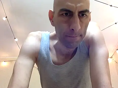 HandsomeAlfie online show from September 2025 08:19:01 AM