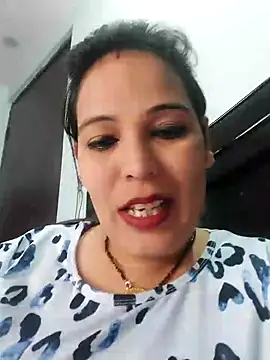 Poojabhabi101 online show from December 2024 05:29:02 AM