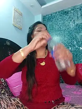 Poojabhabi101 online show from February 2025 08:11:02 AM