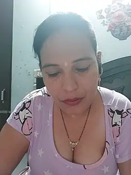 Poojabhabi101 online show from May 2026 06:20:01 AM