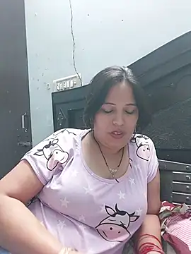 Poojabhabi101 online show from May 2026 06:26:01 PM