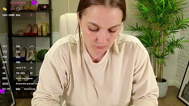 SelineSole online show from March 2026 04:12:02 PM