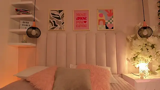 cute  cherry  online show from December 2025 08:49:02 PM