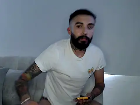 transgenderboy online show from January 2026 04:22:01 PM