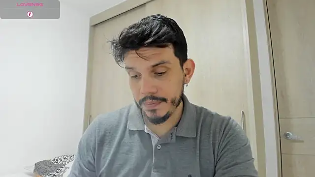 alejandro stark online show from February 2025 01:16:02 PM