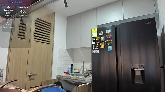 alejandro stark online show from September 2025 07:50:01 PM