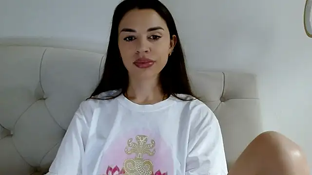 Snapshot of Mika_Gold chatting on June 2026 09:02:01 AM Mika Gold online show from June 2026 09:02:01 AM