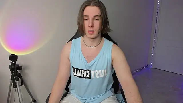 Vincent Strong online show from February 2025 09:56:02 AM