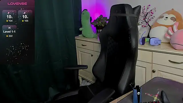 Vincent Strong online show from September 2025 08:03:02 AM