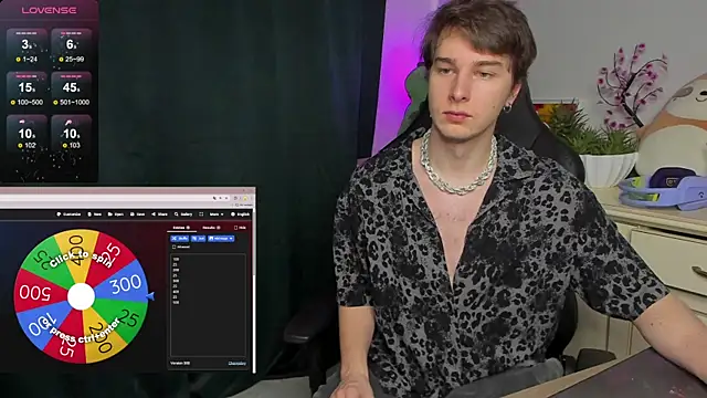 Vincent Strong online show from October 2025 09:43:02 AM