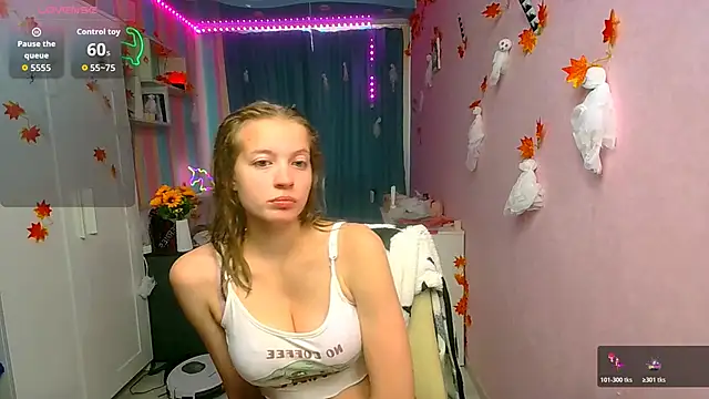   Aphrodita  wow   online show from October 2025 05:59:01 AM