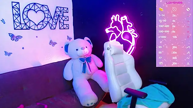 Snapshot of demyanderson_ chatting on January 2025 10:50:01 PM demyanderson online show from January 2025 10:50:01 PM