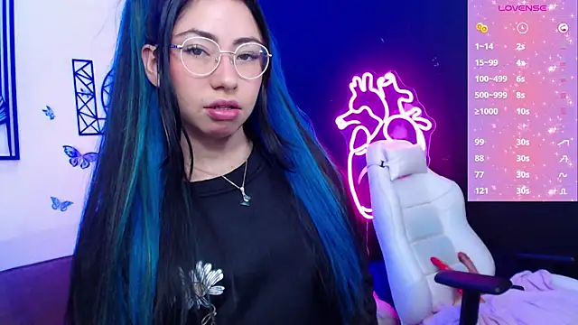 Snapshot of demyanderson_ chatting on February 2025 10:00:02 PM demyanderson online show from February 2025 10:00:02 PM