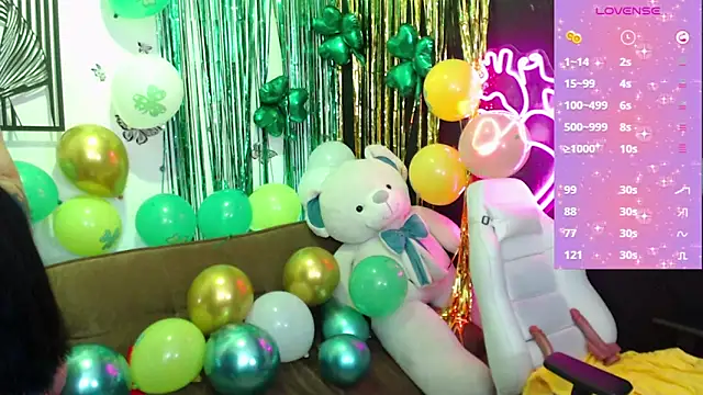 Snapshot of demyanderson_ chatting on March 2025 09:45:01 PM demyanderson online show from March 2025 09:45:01 PM