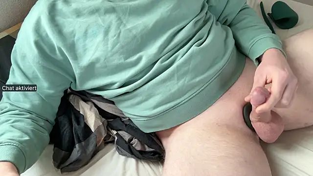 an0nym0us us3r online show from December 2025 02:12:02 PM