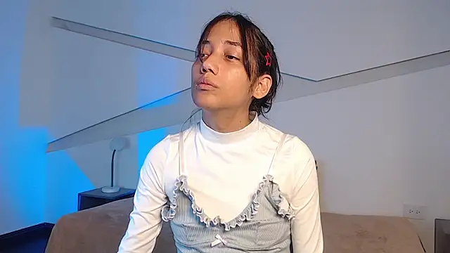 hot little bunny online show from January 2026 09:07:02 PM